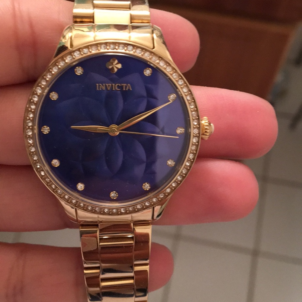 Invicta Watch, worn once still has plastic on it